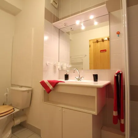 Spacieux Appartement 4 Pieces, 6 Couchages, Proche Pistes Et Commerces, La Salle-Les-Alpes - Fr-1-330F-77 Apartament *