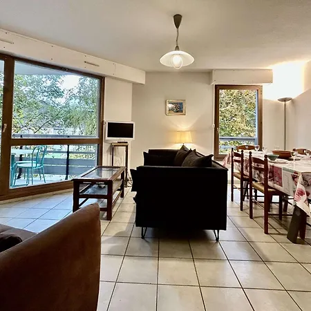 Spacieux Appartement 4 Pieces, 6 Couchages, Proche Pistes Et Commerces, La Salle-Les-Alpes - Fr-1-330F-77 Apartman