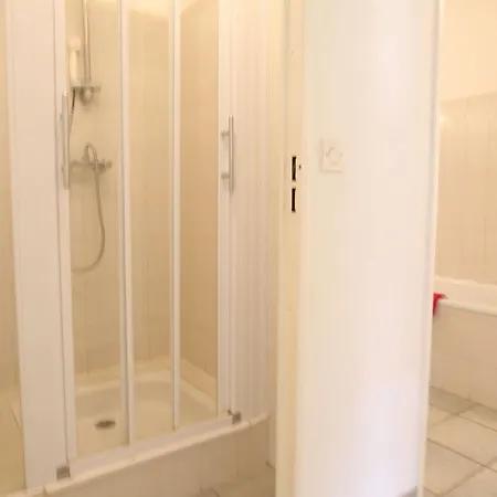 Spacieux Appartement 4 Pieces, 6 Couchages, Proche Pistes Et Commerces, La Salle-Les-Alpes - Fr-1-330F-77 Serre Chevalier